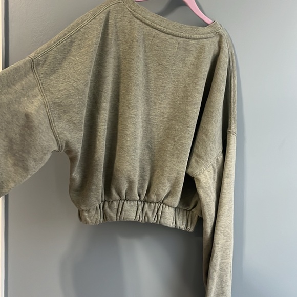 Pull&Bear Sage Green Sweater - Picture 2 of 3